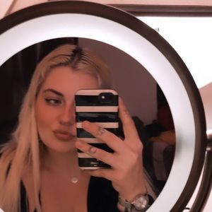 Meet your Posher, Savanah